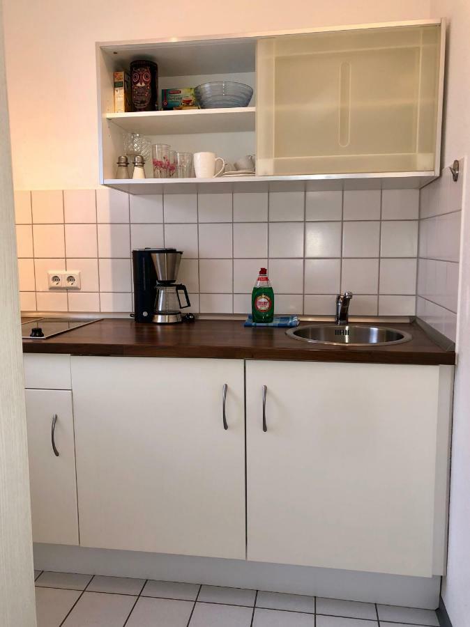 Bed & Kitchen Apartment *